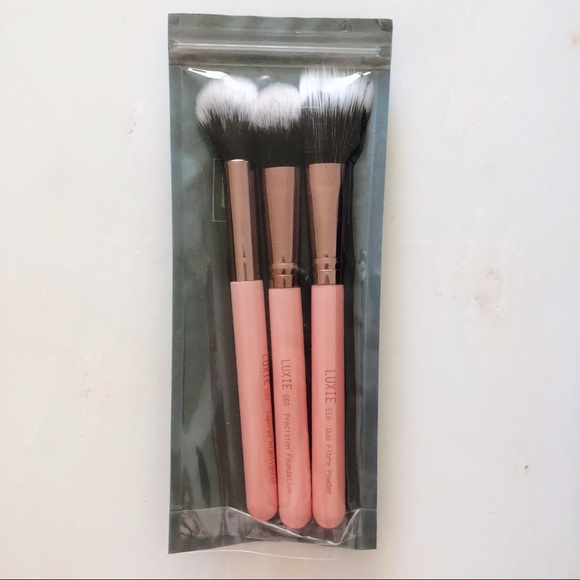 Luxie Other - Luxie Face Brush Set Luxie Other - Luxie Face Brush Set